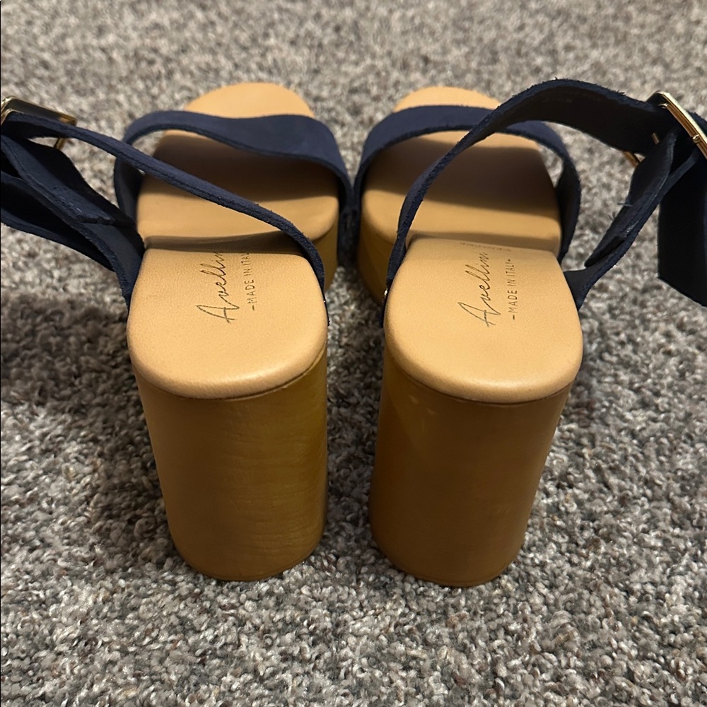 Avellini Suede Block Heel Sandals US Size 6.5 - Picture 5 of 6